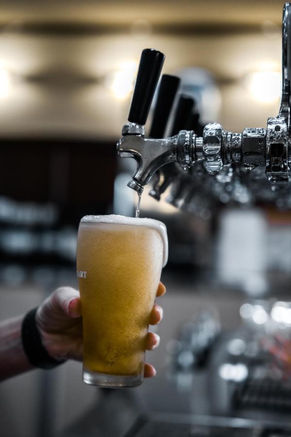 燕地那酒店 Yandina 外观 照片