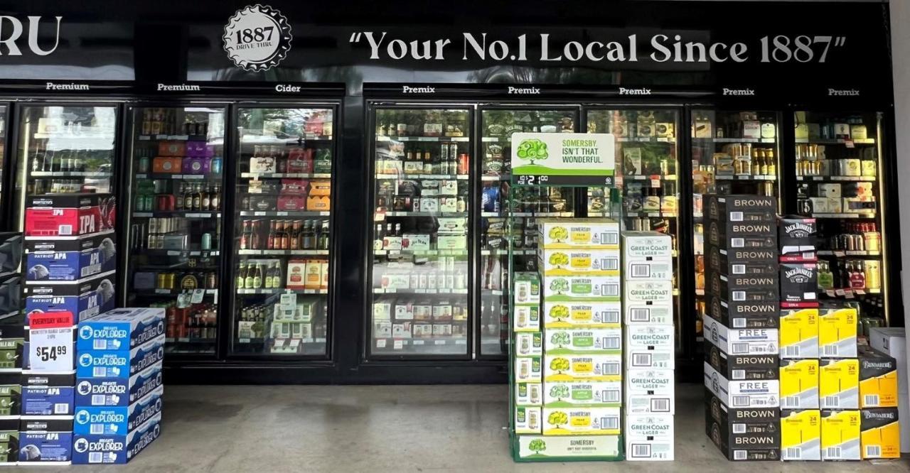 燕地那酒店 Yandina 外观 照片