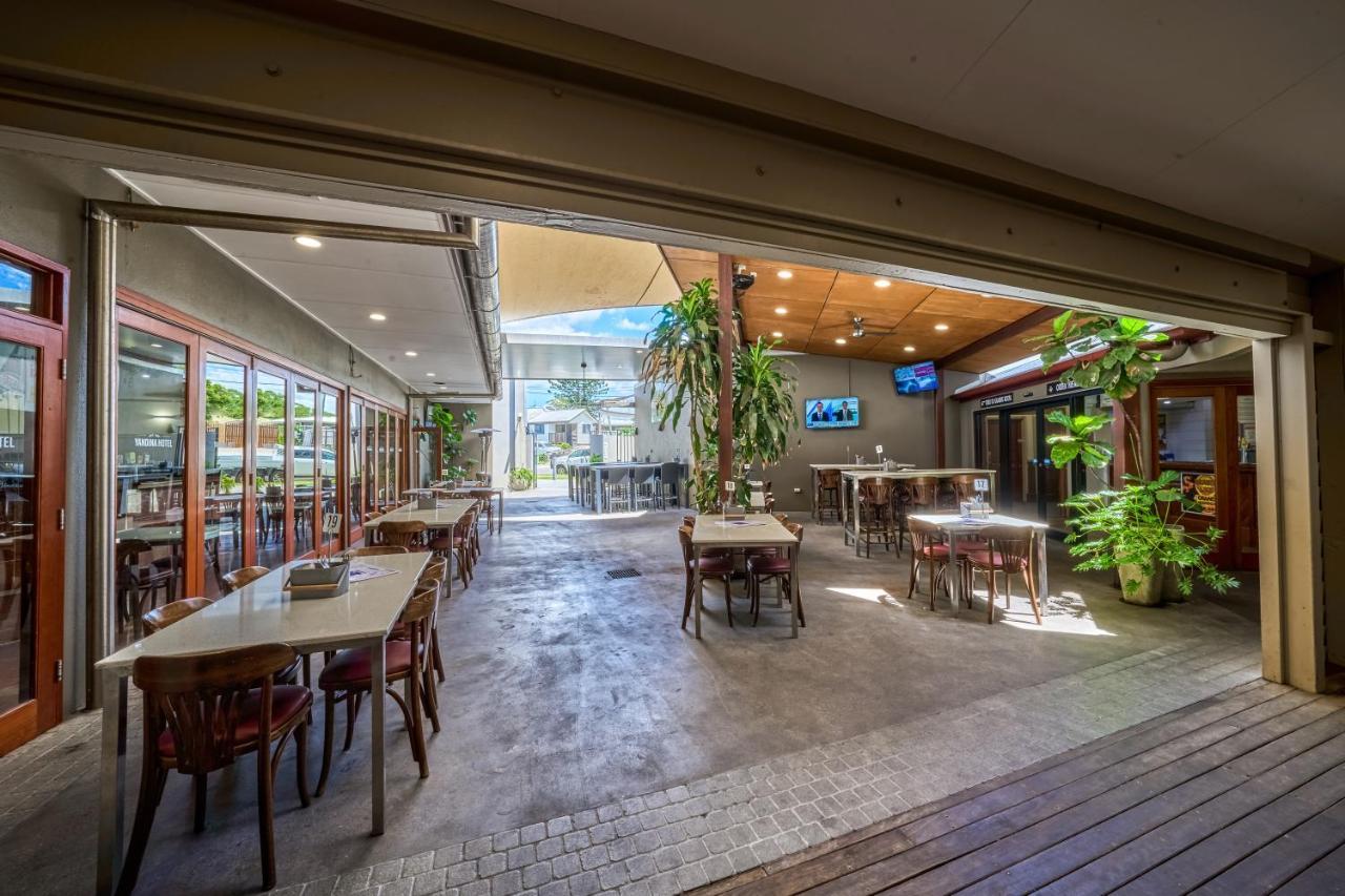 燕地那酒店 Yandina 外观 照片