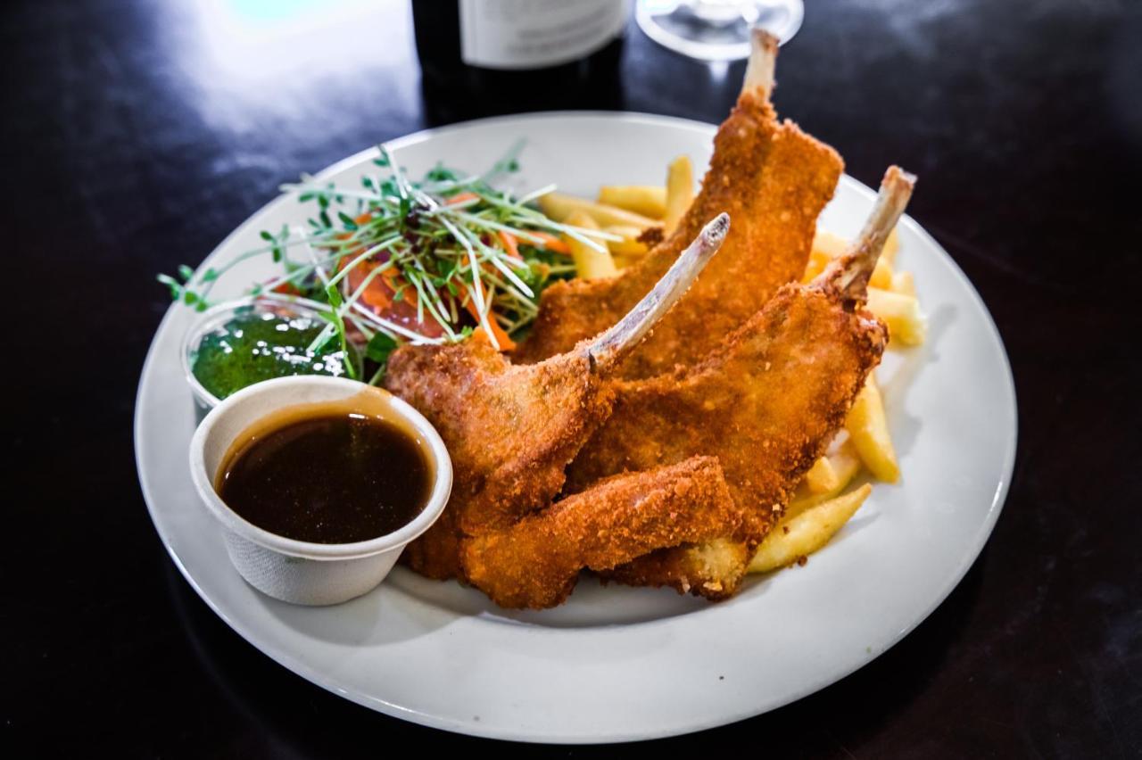 燕地那酒店 Yandina 外观 照片
